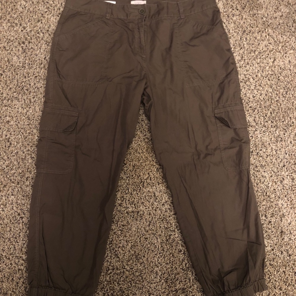 Loft Cargo Pant size 14 mushroom brown, like new